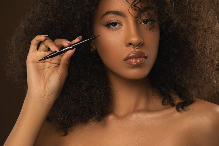 Dual Tip Eye Definer Pen - Black