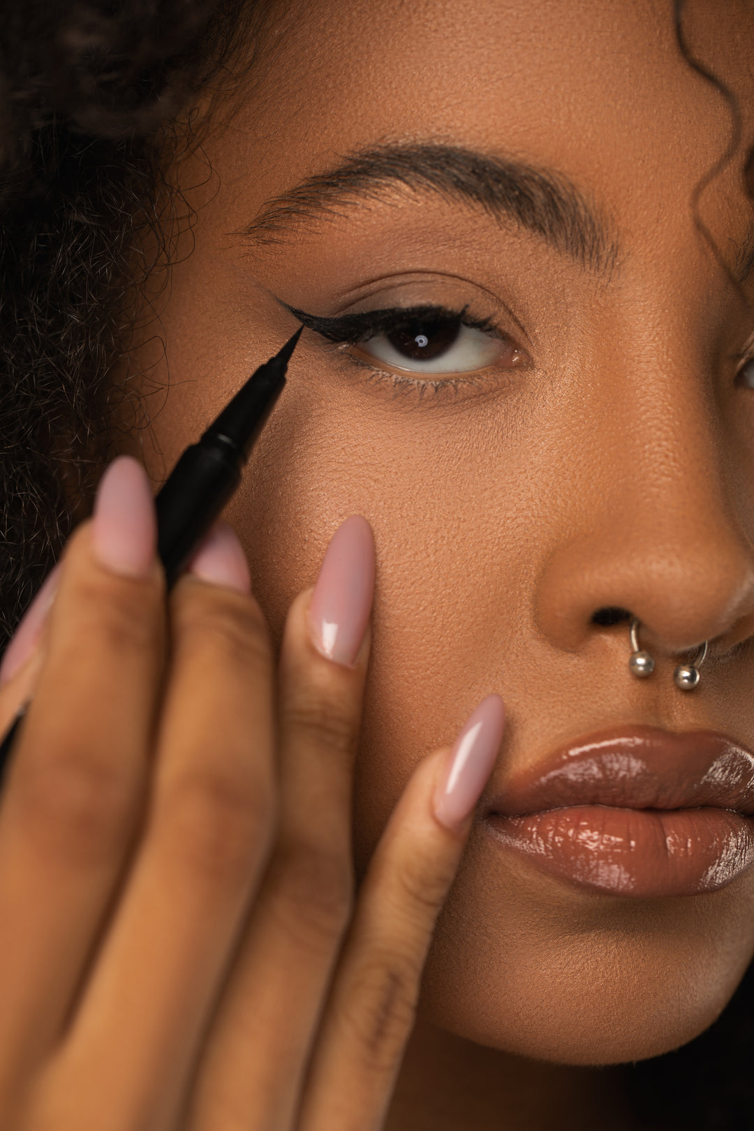 Dual Tip Eye Definer Pen - Black