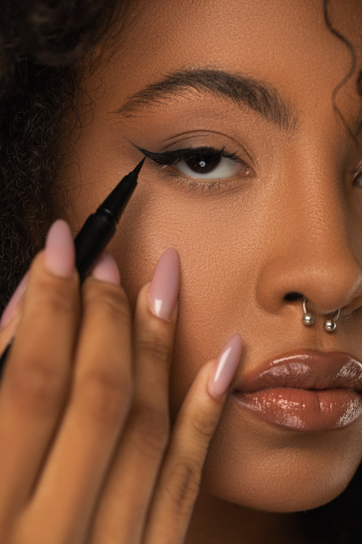 Dual Tip Eye Definer Pen - Black